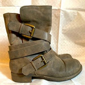Cute boho boots